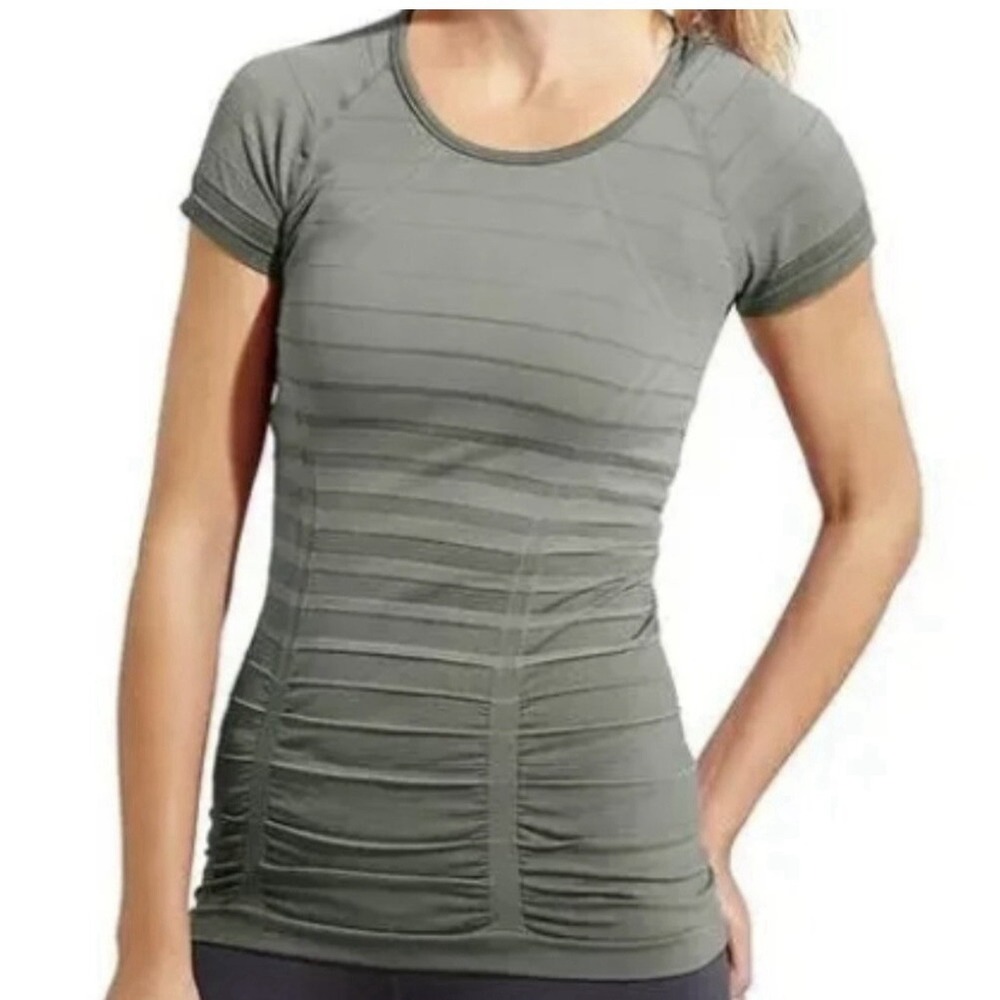 Athleta Fast Track Jasper Green Gradient Stripe Ruched Tee size Medium